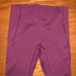 All In Motion Women’s Capri Leggings